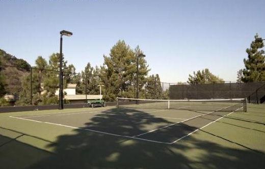 oakwood-toluca-hills-tennis-court