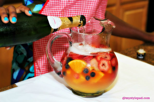 Summer Drinks-sangria champagne-ForRent.com