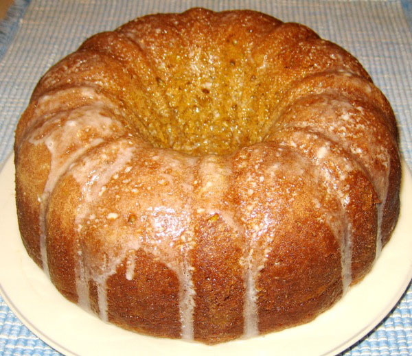 Pumpkin-Spice-Bundt-Cake-With-Vanilla-Butter-Sauce-glaze-ForRent.Com