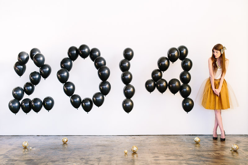 DIY-Giant-Balloon-Numbers-for-New-Years-Eve