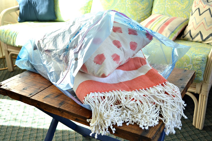 Use Large Zipper Bags When Moving