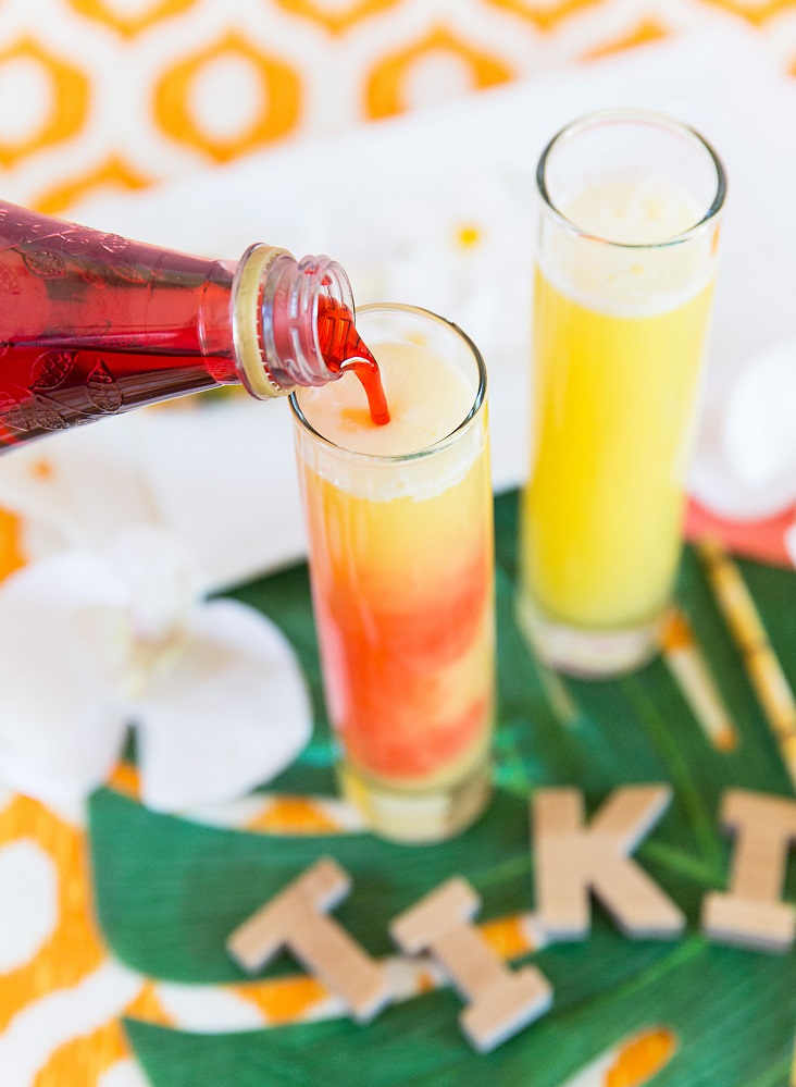 making-tiki-drink-recipe