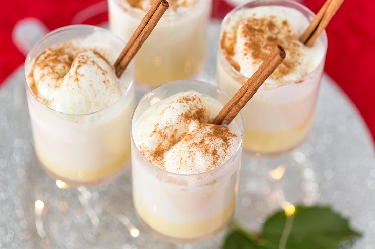 boozy-eggnog-float-2