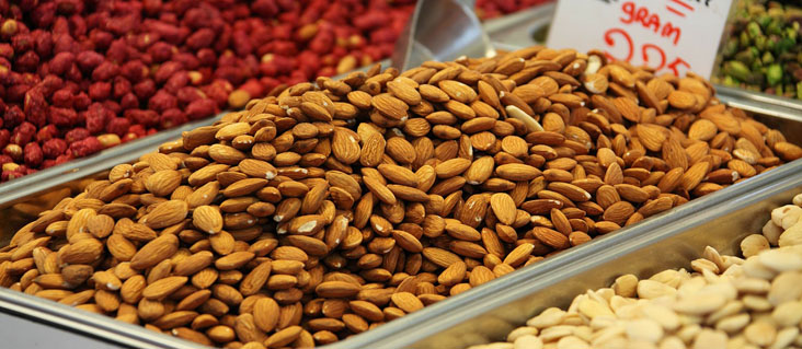 emergency-foods-almonds